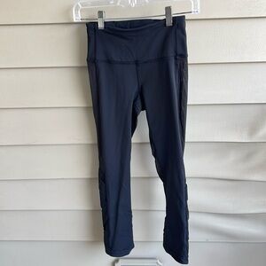 Lululemon Black Luxtreme Mesh Criss Cross Var-City Cropped Leggings Women's Sz 2